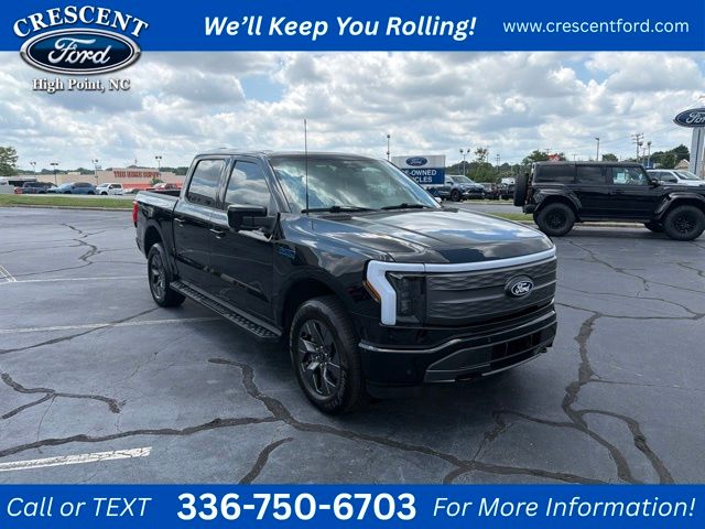 2025 Ford F-150 Lightning Lariat SuperCrew AWD
