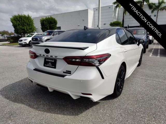 2023 Toyota Camry Hybrid XSE 9