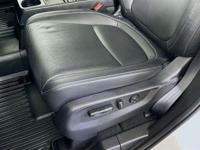 2023 Honda Odyssey Touring photo