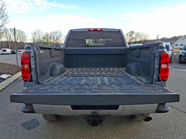 2015 Chevrolet Silverado 2500HD LT 26