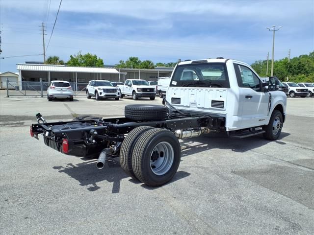 2025 Ford F-350SD XL photo