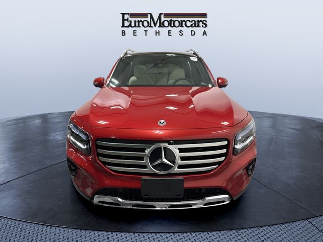 Used 2025 Red Mercedes-Benz GLB 250 image 8
