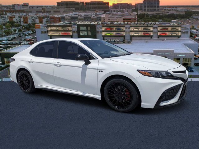 Ice 2023 Toyota Camry Sedan Front-Wheel Drive 8-Speed Automatic