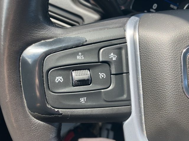 2021 GMC Yukon SLE photo