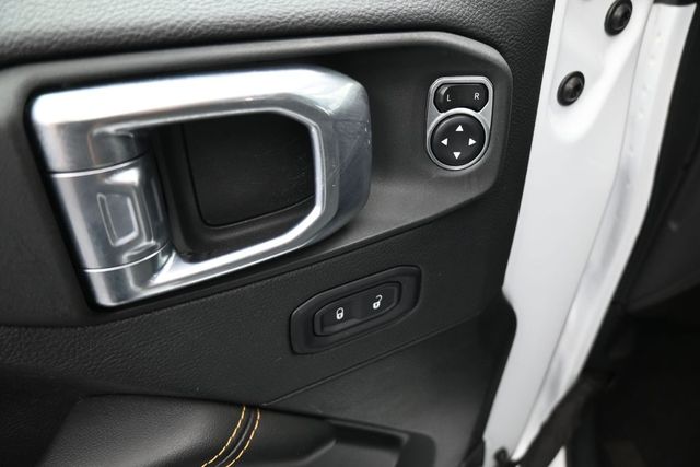 Used 2025 Jeep Wrangler SUV