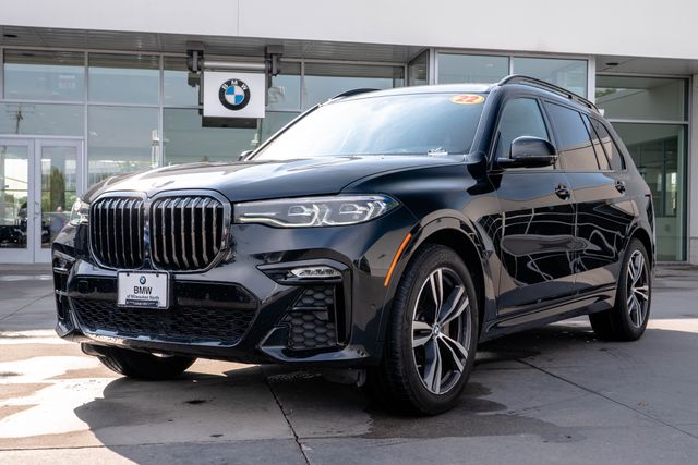 2022 BMW X7 xDrive40i AWD