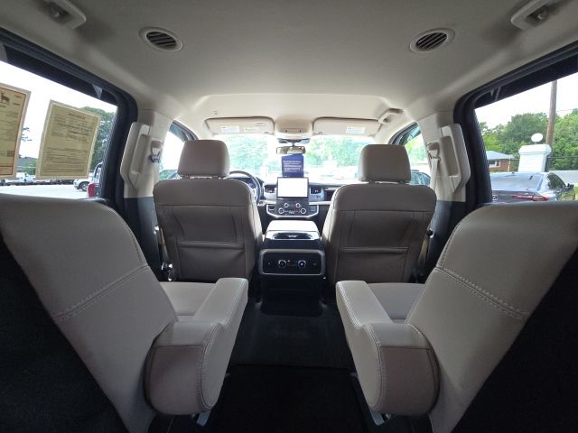 2022 Ford Expedition XLT:169442A2