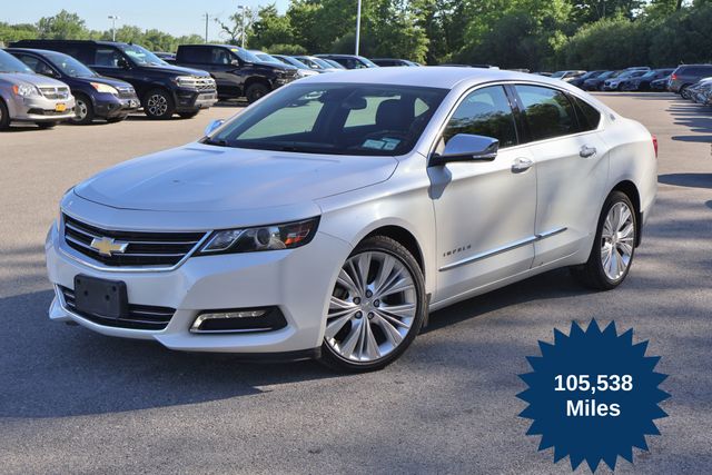White (Iridescent Pearl Tricoat) 2017 Chevrolet Impala Sedan Front-Wheel Drive 6-Speed Automatic Overdrive