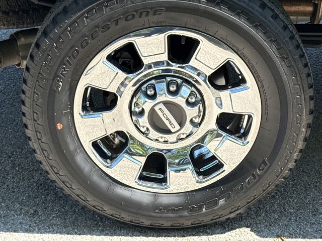 Certified Used 2023 Gray Ford Lariat image 10