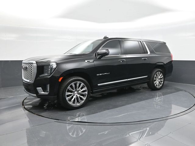 2021 GMC Yukon Denali AWD's photo