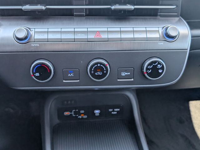 2026 Hyundai Kona SE Gray at Baytown Hyundai