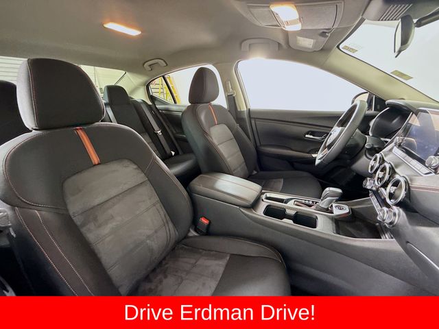2025 Nissan Sentra SR - Photo 23