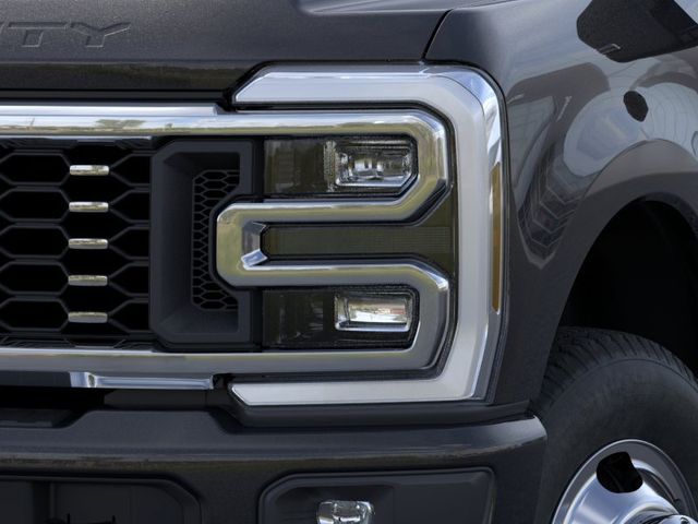 New 2026 Black Ford Platinum image 18