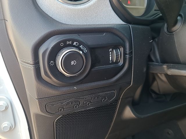 Used 2025 Jeep Wrangler SUV