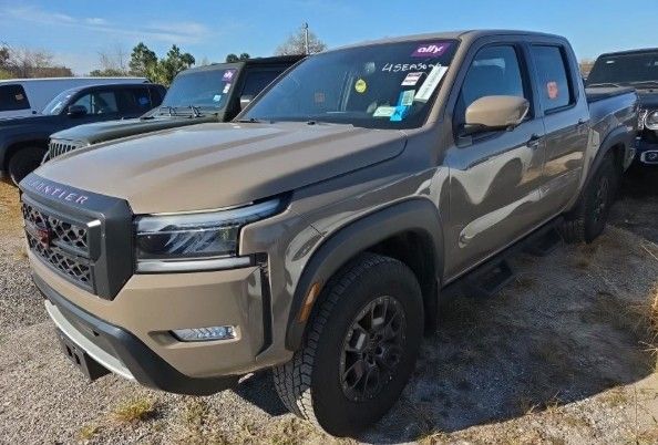 2022 Nissan Frontier PRO-4X