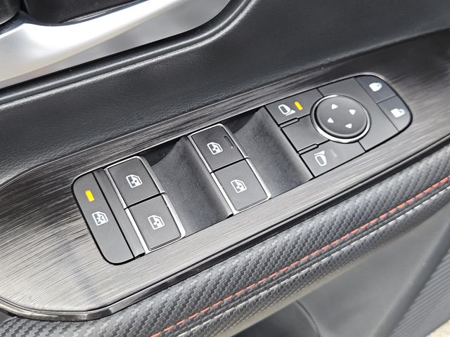 Used 2025 Nissan Kicks SUV