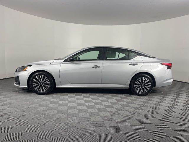 2024 Nissan Altima 2.5 SV 6