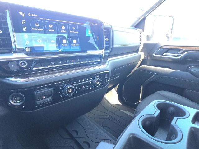 2024 Chevrolet Silverado 2500HD LT:46715A