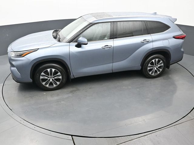 2021 Toyota Highlander XLE 38