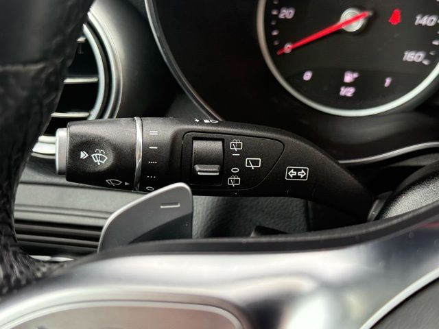 2022 Mercedes-Benz GLC