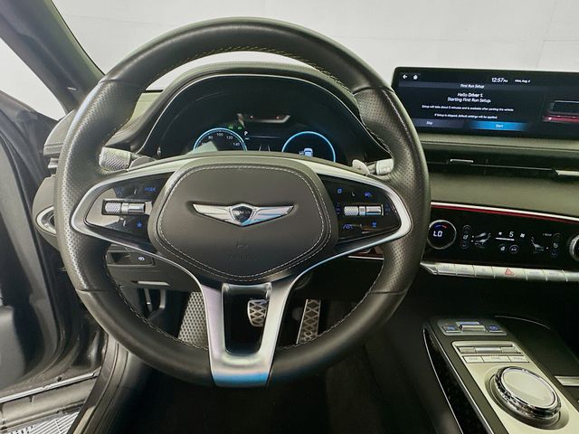 Thumbnail: 2022 Genesis GV70 - 11