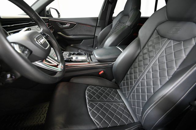 Certified Used 2022 Gray Audi 4.0T Prestige image 8