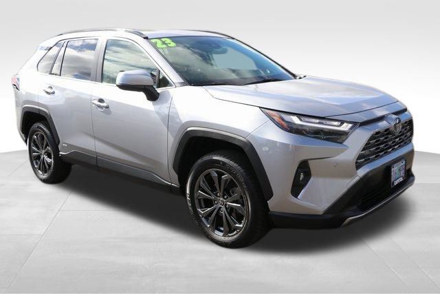 2023 Toyota RAV4 Hybrid Limited 17