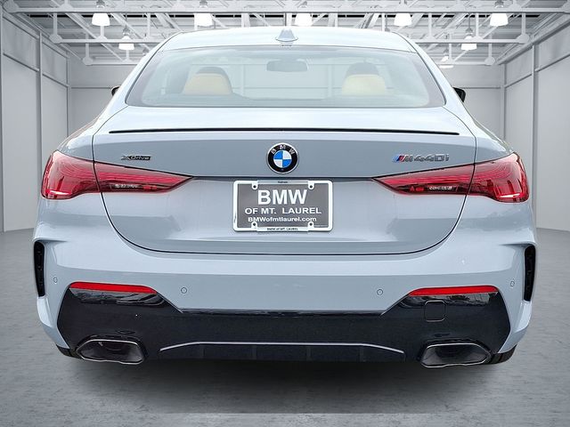 4 Series Coupe M440i xDrive