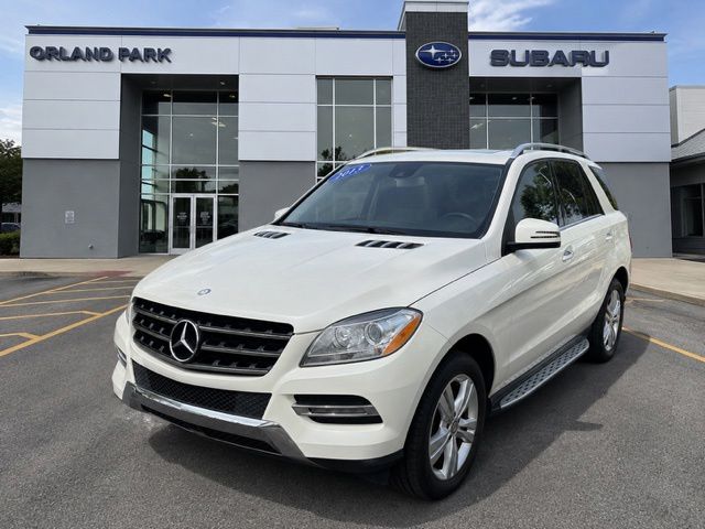 Arctic White 2013 Mercedes-Benz M-Class SUV / Crossover All-Wheel Drive 7-Speed Automatic