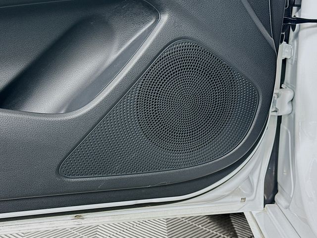 Thumbnail: 2025 Genesis G70 - 19