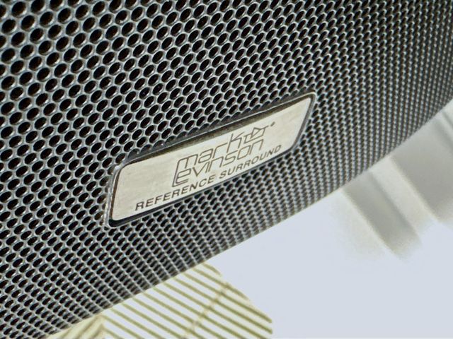2016 Lexus LX 570 19