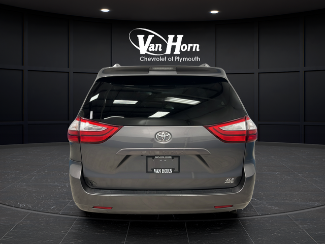 Used 2017 Predawn Gray Mica Toyota XLE image 6