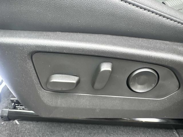 2026 Chevrolet Colorado - Image 25