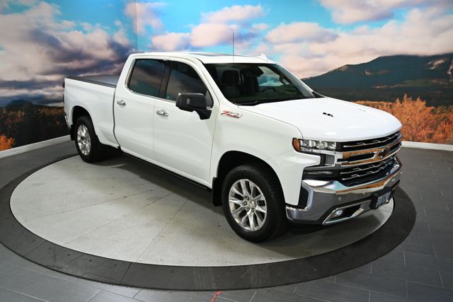 Summit White 2022 Chevrolet Silverado 1500 Pickup Truck Four-Wheel Drive Automatic