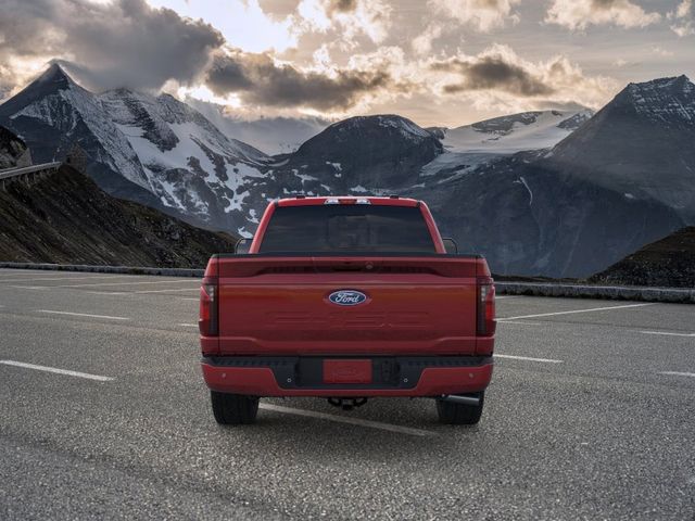 New 2026 Ruby Red Metallic Ford XLT image 5