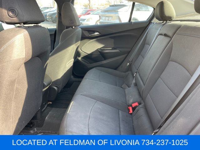 Used 2018 Chevrolet Cruze For Sale in Livonia, MI