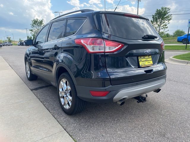 2015 Ford Escape SE - Tuxedo Black exterior view 7