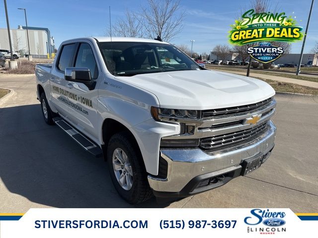 2022 Chevrolet Silverado 1500 LT Crew Cab 4WD