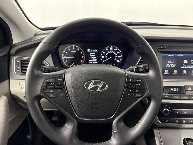 Used 2017 Hyundai Sonata For Sale in Indianapolis, IN