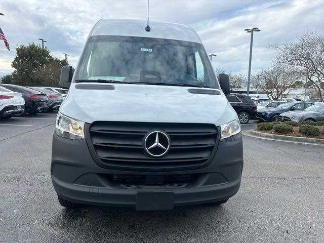 2025 Mercedes-Benz Sprinter 2500 Cargo 144 WB - 10