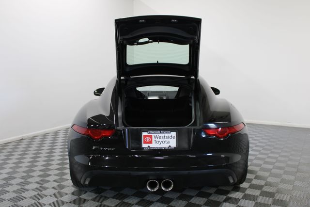 Used 2017 Ultimate Black Metallic Jaguar Premium image 13