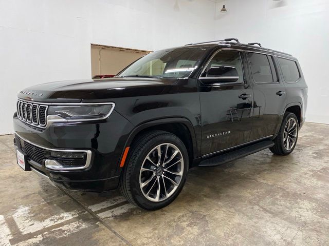 Diamond Black Crystal Pearlcoat 2024 Jeep Wagoneer SUV / Crossover Four-Wheel Drive 8-Speed Automatic