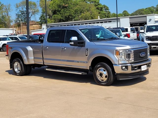 Iconic Silver Metallic 2022 Ford F-350 Super Duty Pickup Truck Four-Wheel Drive Automatic