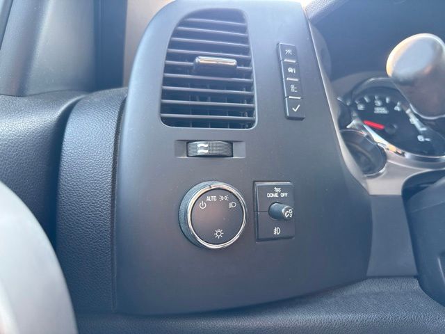 2013 Silver Ice Metallic Chevrolet Silverado 2500HD LT 4X4 Truck