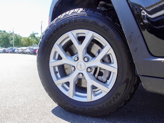 used 2023 Jeep Grand Cherokee L car, priced at $30,225