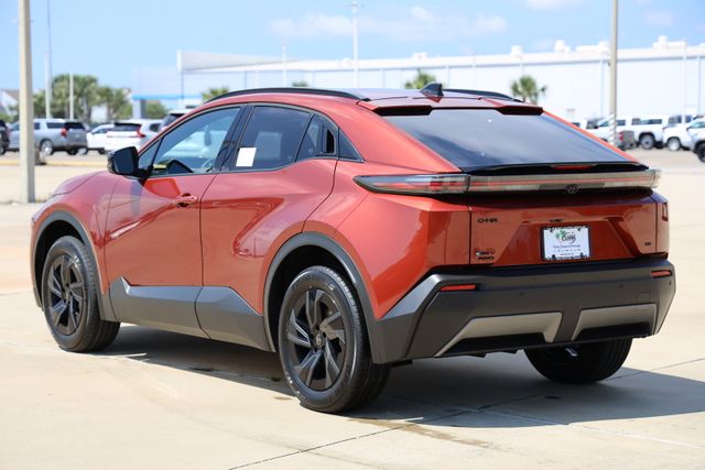 2026 Toyota C-HR SE AWD - 5