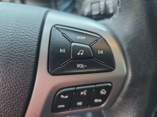 Used 2021 Black Ford XLT image 17