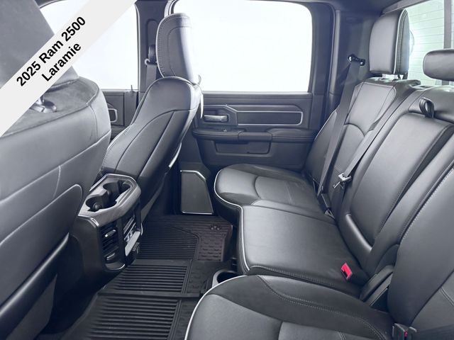 2500 Crew Cab Laramie