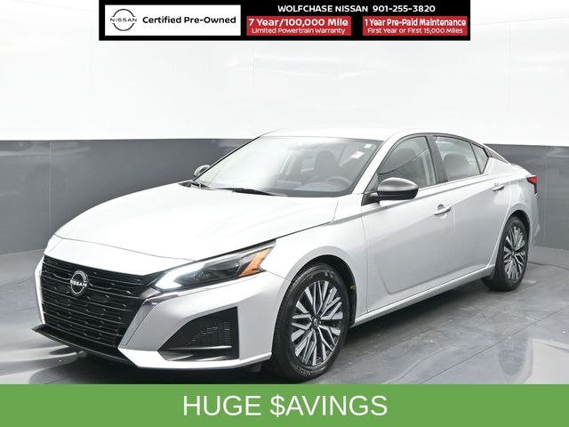 Brilliant Silver Metallic 2024 Nissan Altima 2.5 SV FWD Sedan Front-Wheel Drive Continuously Variable Transmission