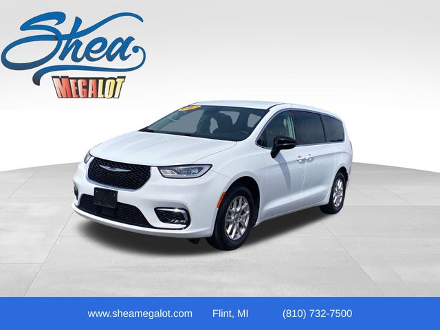 Bright White Clearcoat 2024 Chrysler Pacifica Minivan Front-Wheel Drive 9-Speed Automatic